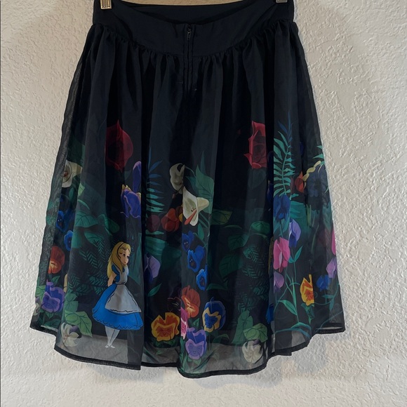 DISNEY Alice In Wonderland Flowers Border Print Chiffon Skirt Size XS - Picture 6 of 13